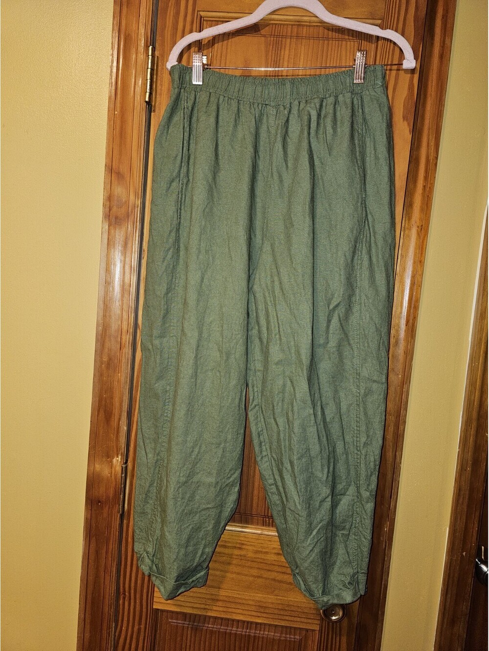 Max Studio London Green Olive Stretcht Cargo Pants Womens Size XL - Picture 2 of 12